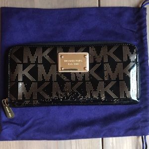 Michael Kors wallet